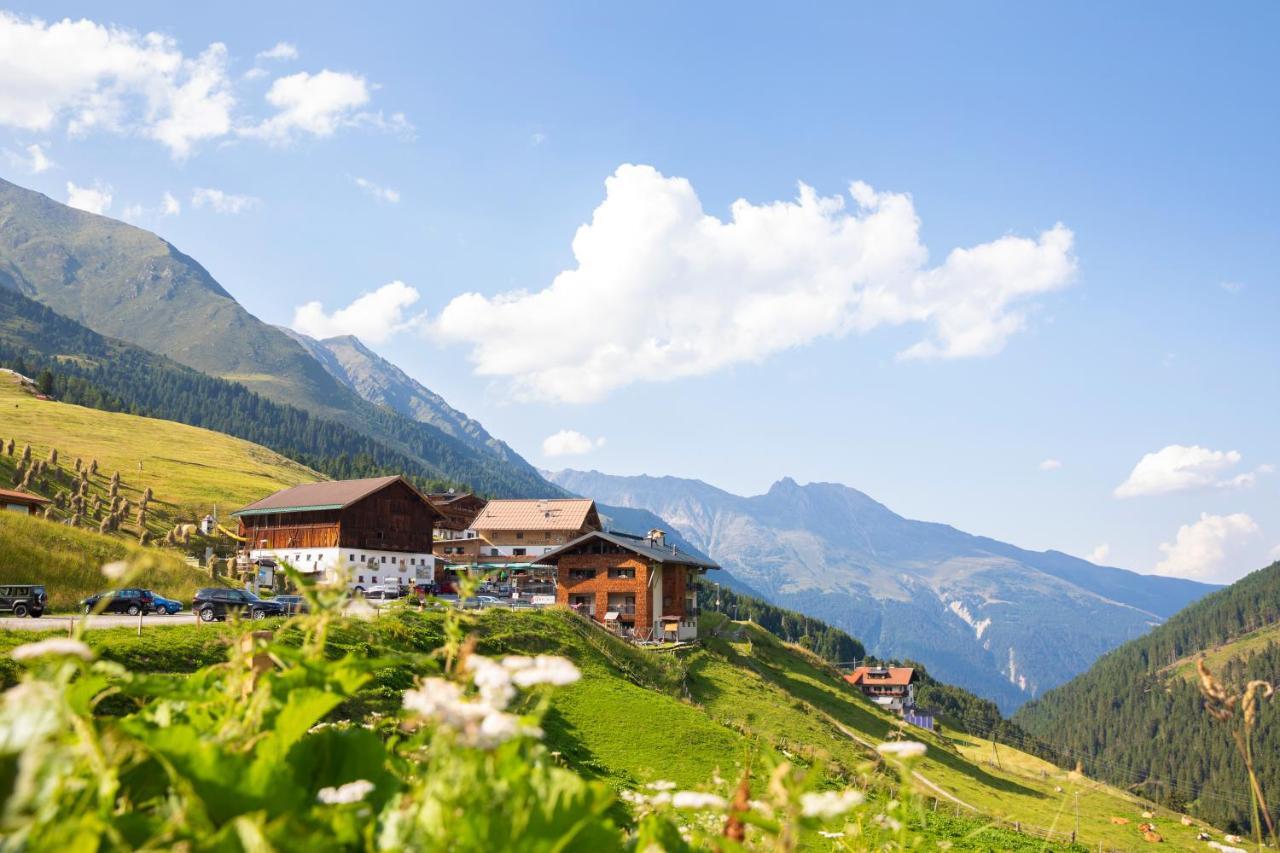 Alpengasthof Praxmar Sankt Sigmund im Sellrain Bagian luar foto