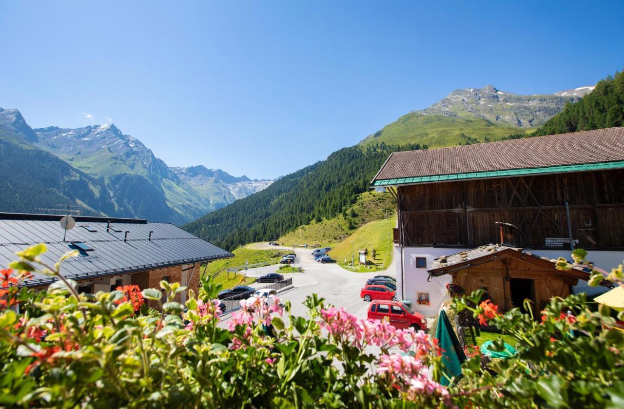 Alpengasthof Praxmar Sankt Sigmund im Sellrain Bagian luar foto